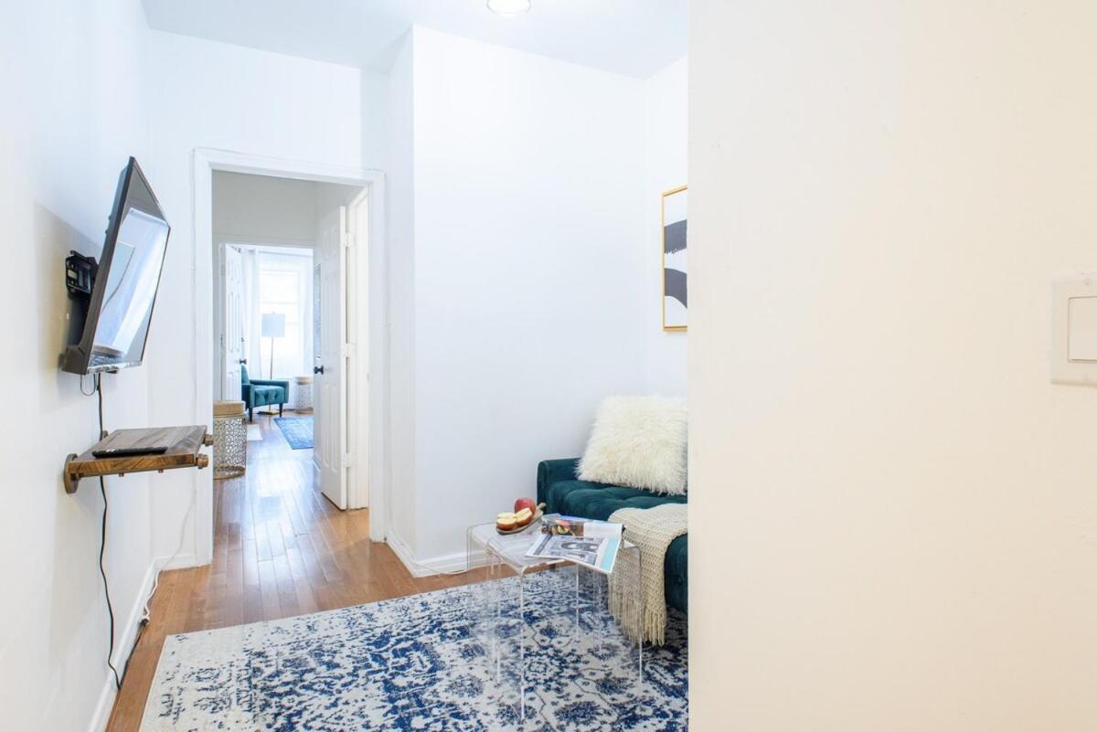 454-3W Prime Location 2Br Newly Furnished Sleeps 5 Apartment New York City Exterior photo