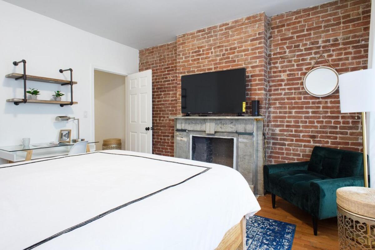 454-3W Prime Location 2Br Newly Furnished Sleeps 5 Apartment New York City Exterior photo